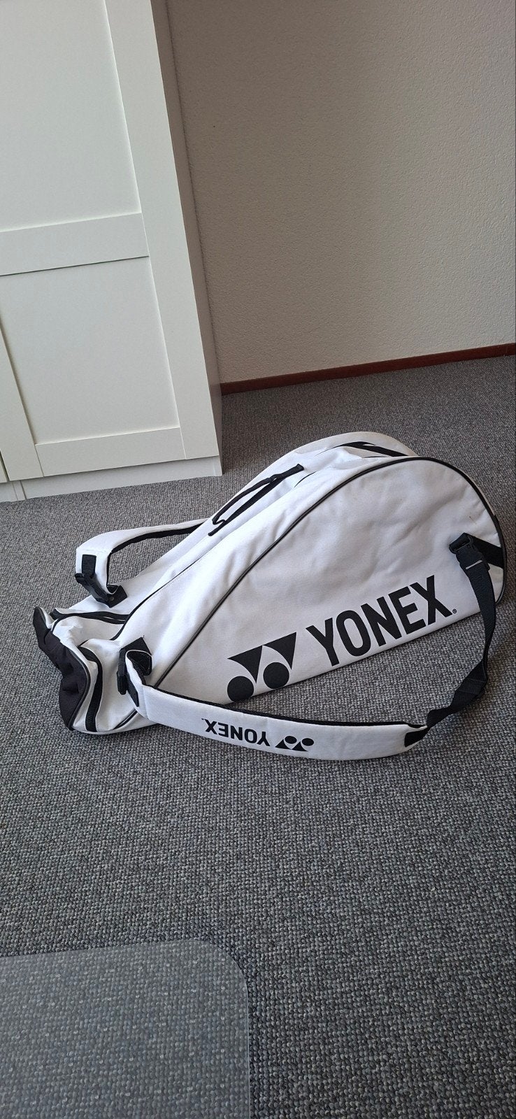 Yonex Badminton Sporttas met Rugzakfunctie, Schoen- & Racket, Ophalen of Verzenden