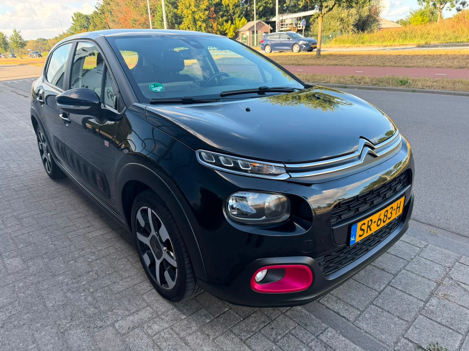 Citroen C3 1.2 PureTech ELLE Navigatie Carplay Airco APK, Auto's, Euro 6, 1199 cc, 82 pk, 450 kg