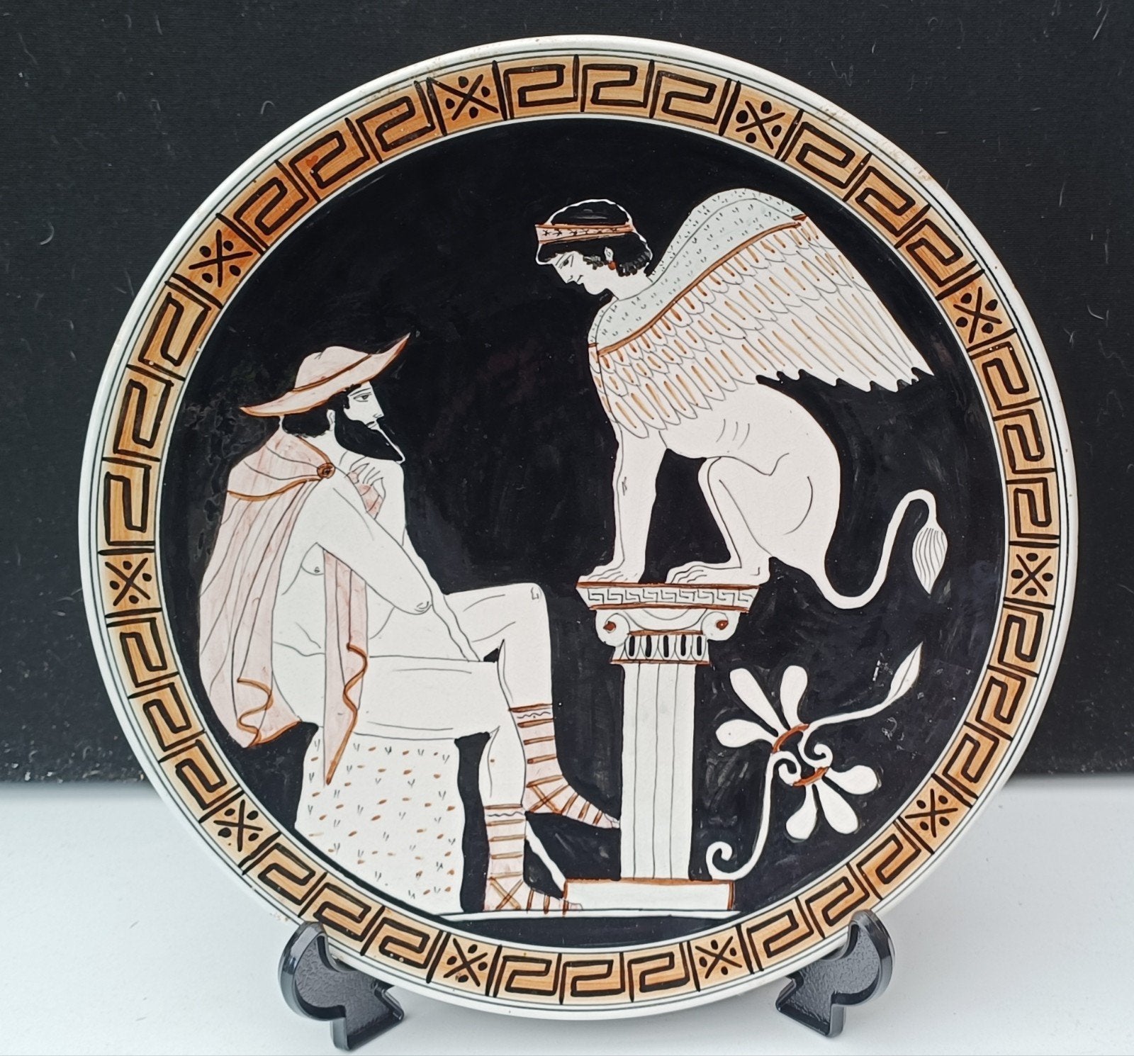 Griekse porseleinen wandschaal met mythologische voorstellin, Ophalen of Verzenden