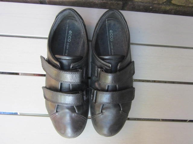Ecco schoenen 39 zwart met klittenband, Schoenen met lage hakken, Zwart, Ophalen of Verzenden, Gedragen