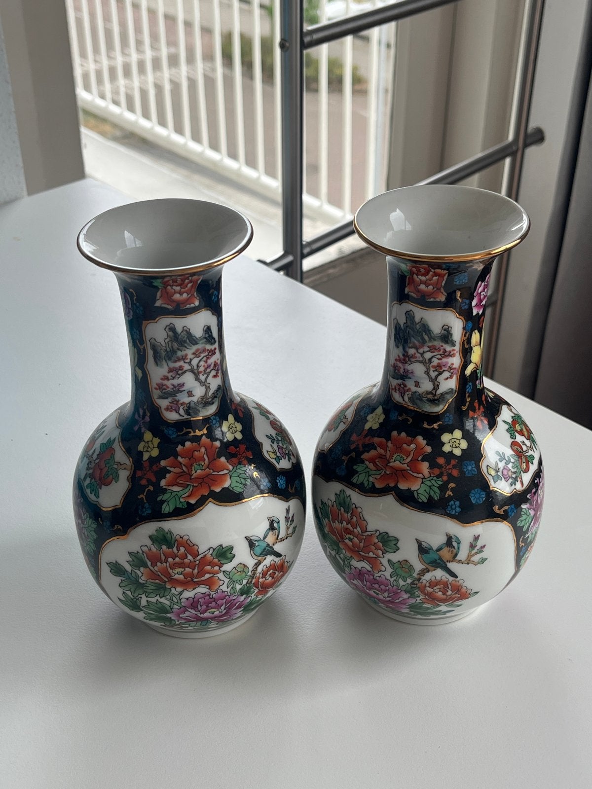 Set van 2 Chinese vazen met bloemen en vogels, Ophalen
