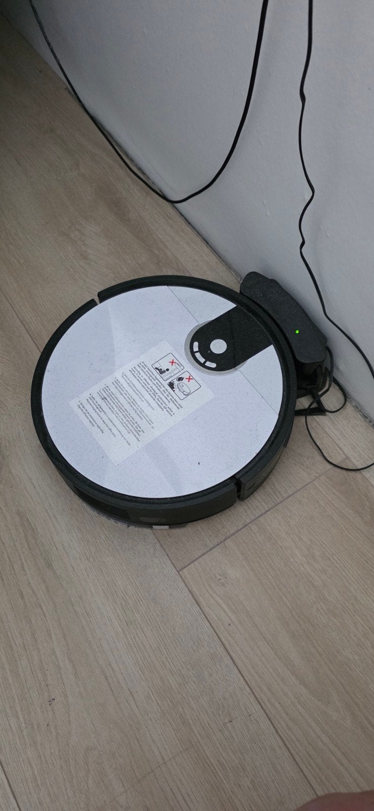 Medion Robotstofzuiger met dweilfunctie - Slimme navigatie, Overige merken, Ophalen of Verzenden, Zo goed als nieuw, Reservoir
