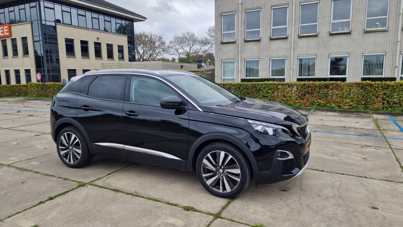 PEUGOT 3008 1.2 PURETECH 130PK 2019 KEY-LESS AUT TREKHAAK, 1199 cc, Zwart, Origineel Nederlands, Verblindingsvrij grootlicht