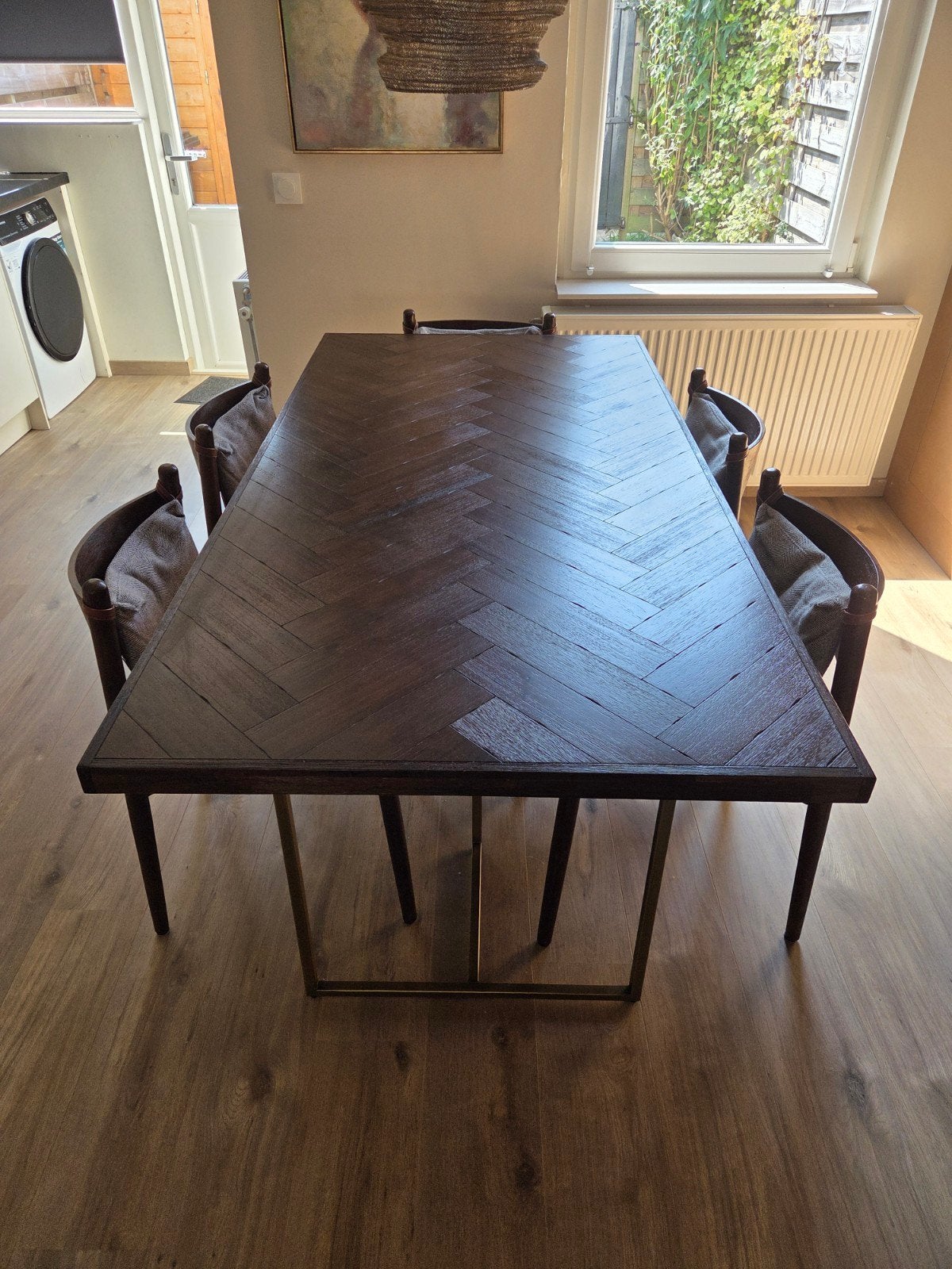 Dutchbone eettafel met visgraatmotief, Modern, Industrieel, Visgraat, 50 tot 100 cm, Zo goed als nieuw, 150 tot 200 cm