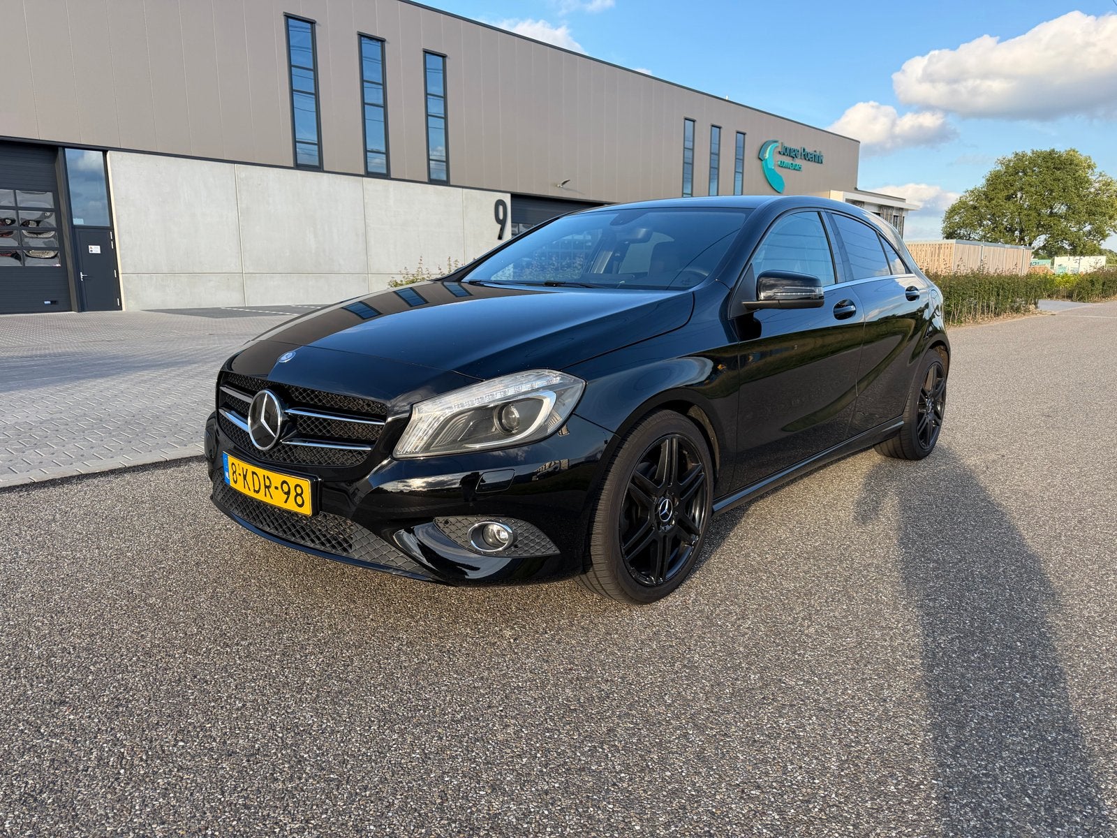 Mercedes-Benz A180 2012 Automaat APK Carplay, Auto's, 4 cilinders, Leder en Stof, 1595 cc, 1200 kg