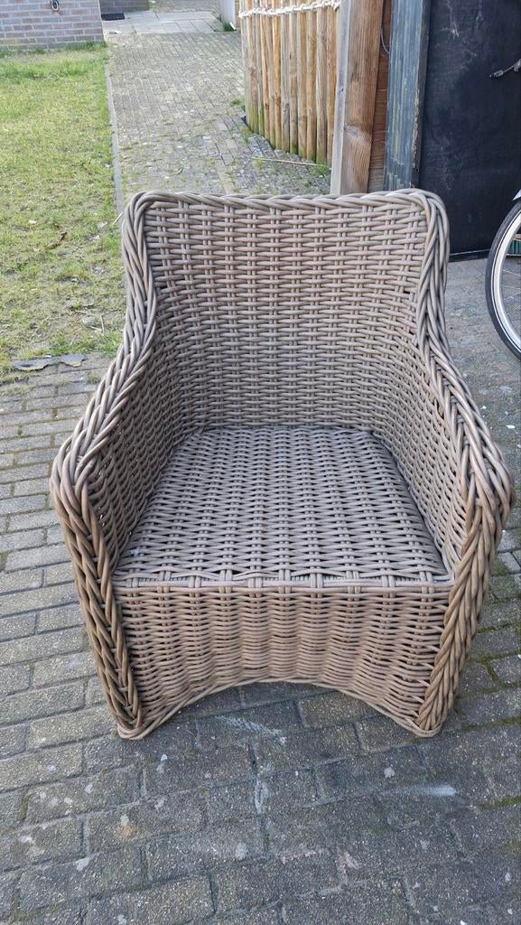 Rotan stoel voor buiten, Huis en Inrichting, Stoelen, Ophalen, Gebruikt, Overige kleuren, Riet of Rotan