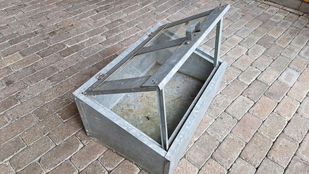 Zinken kas 54Lx35Dx24H, Tuin en Terras, Kweekspullen, Ophalen of Verzenden, Gebruikt, Kweekkast