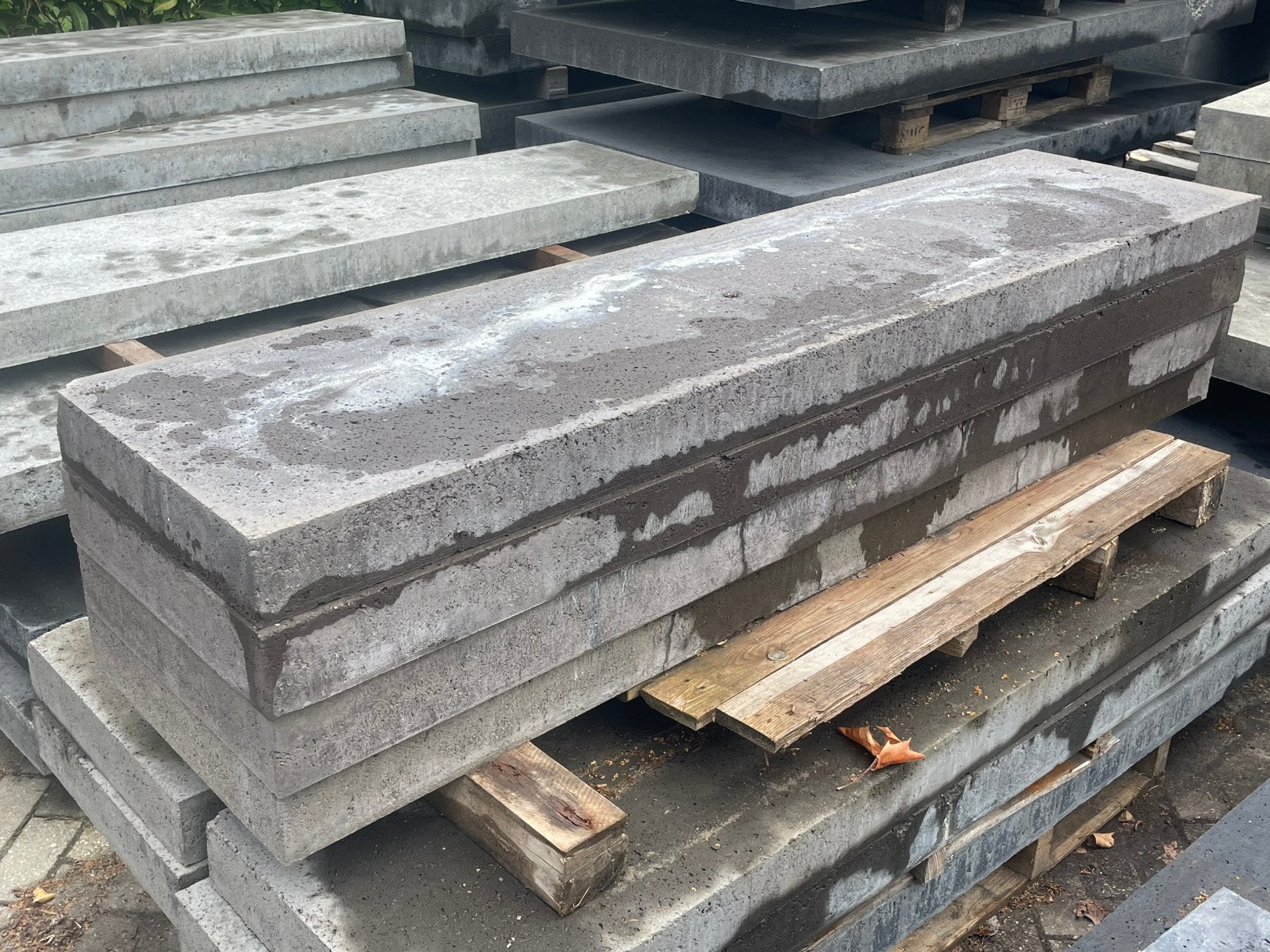 4 stuks Oud Hollandse tegels 200x50x10 cm Taupe RESTPARTIJ, Ophalen, Nieuw, Beton, Terrastegels