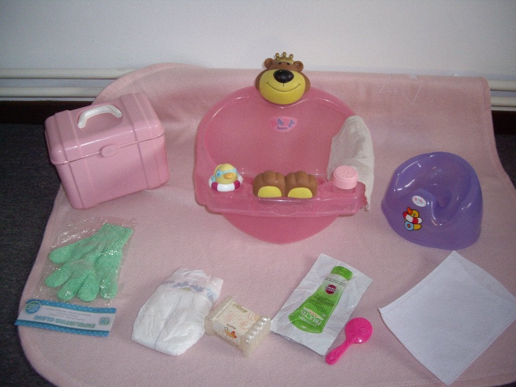 baby born bad met verzorgingskoffer, Kinderen en Baby's, Speelgoed | Poppen, Ophalen, Zo goed als nieuw, Babypop