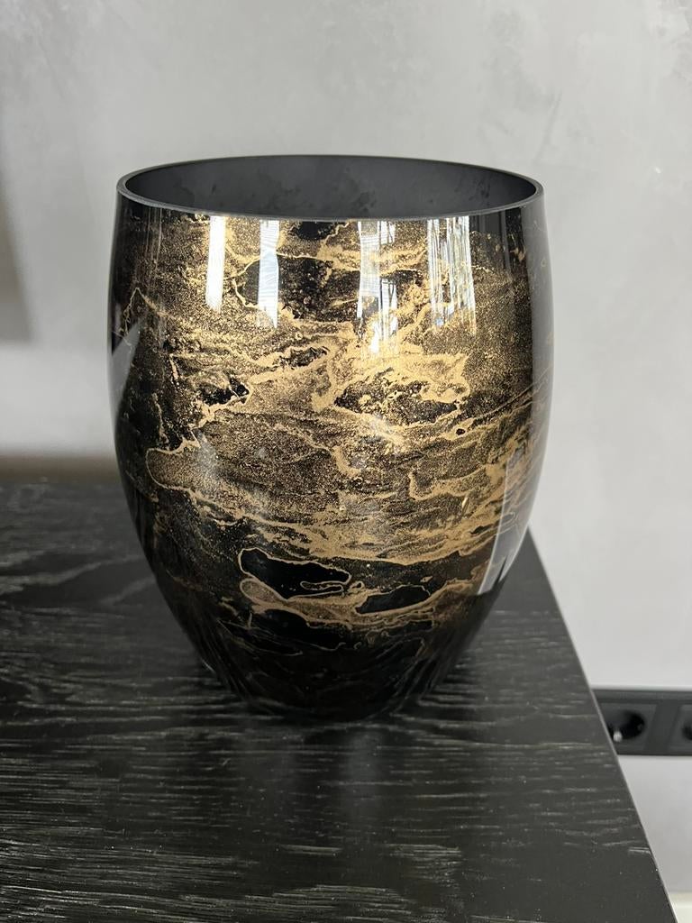 Mondex Vaas Zwart Goud, Huis en Inrichting, Woonaccessoires | Vazen, Zwart, Ophalen of Verzenden, Minder dan 50 cm, Glas
