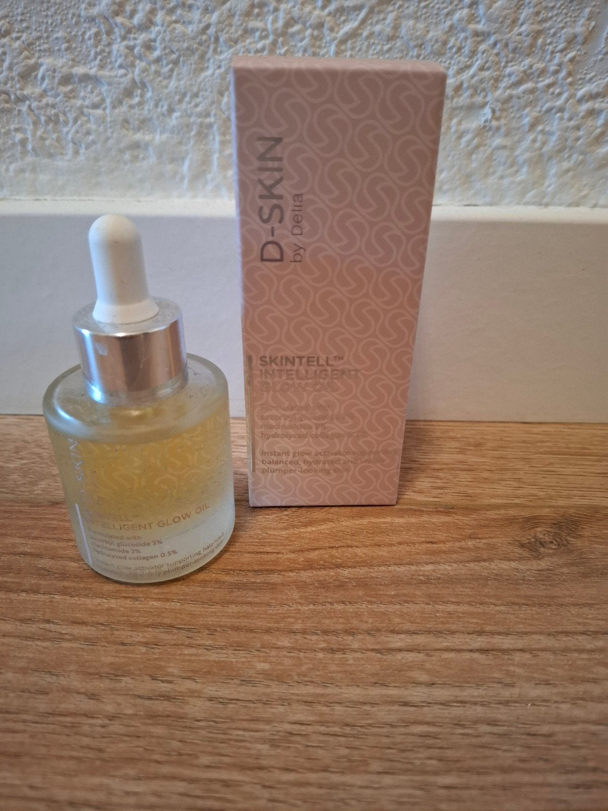 D-SKIN Skintell Intelligent Glow Oil - 2 flesjes, Ophalen of Verzenden, Nieuw, Gehele gezicht