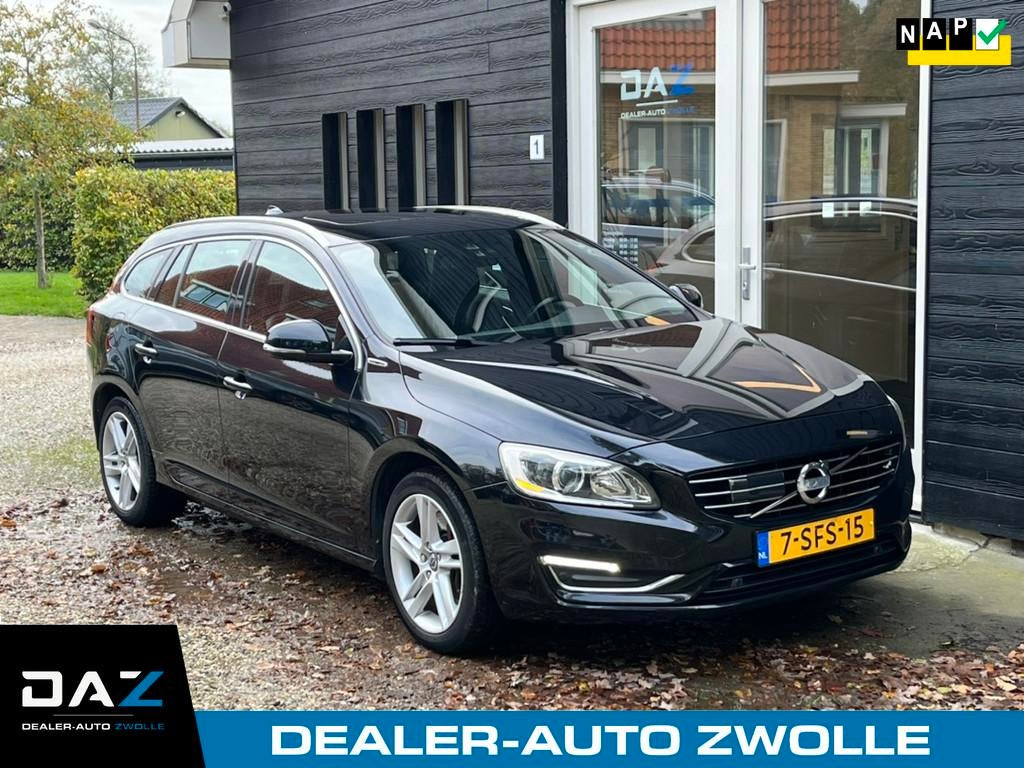 Volvo V60 2.4 D6 AWD Plug-In Hybrid Summum Aut/Ecc/Leer/Navi, Auto's, Volvo, Automaat, Zwart, Vierwielaandrijving, Automatische klimaatregeling