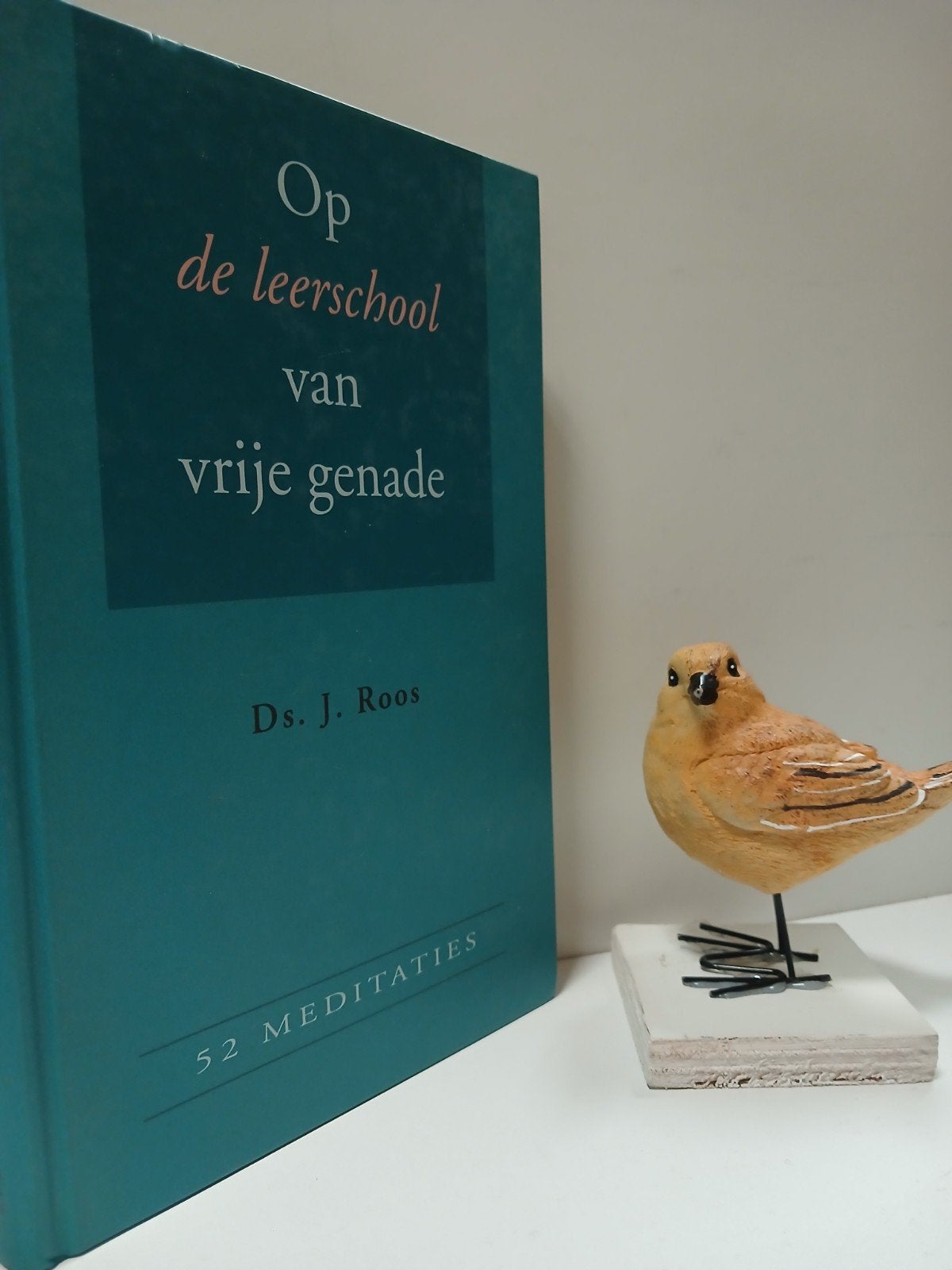 Roos, Ds. J.; Op de leerschool van vrije genade, Ophalen of Verzenden, Gelezen, Christendom | Protestants