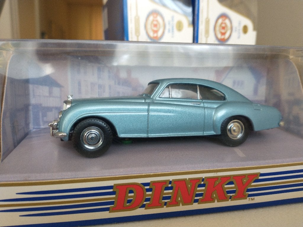DINKY-MATCHBOX MODELS Zie omschrijving, Ophalen of Verzenden, Zo goed als nieuw, Auto, Overige merken