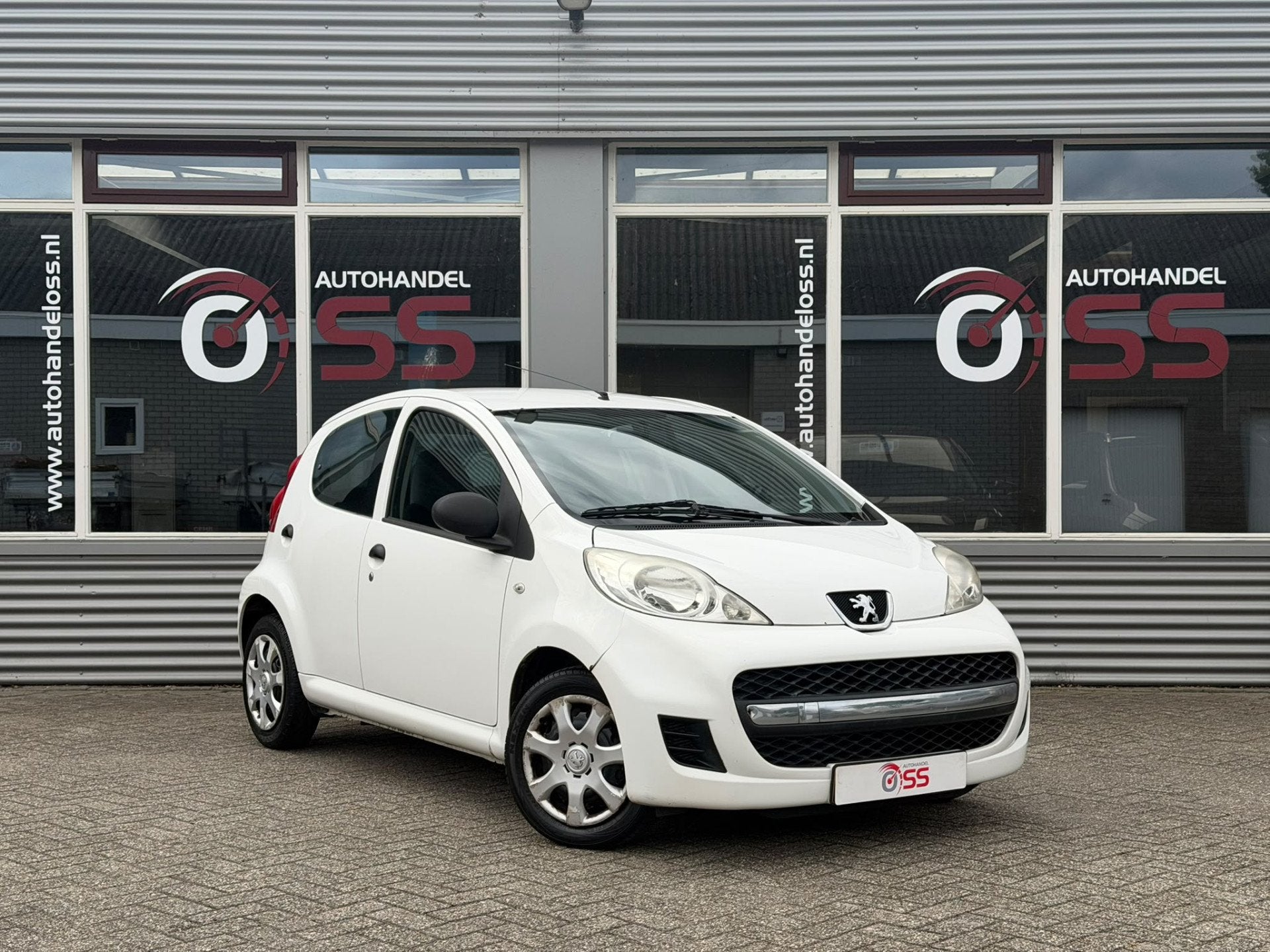 Peugeot 107 1.0-12V XR 5 deurs (bj 2010), Auto's, Peugeot, Voorwielaandrijving, Gebruikt, 4 stoelen, Origineel Nederlands