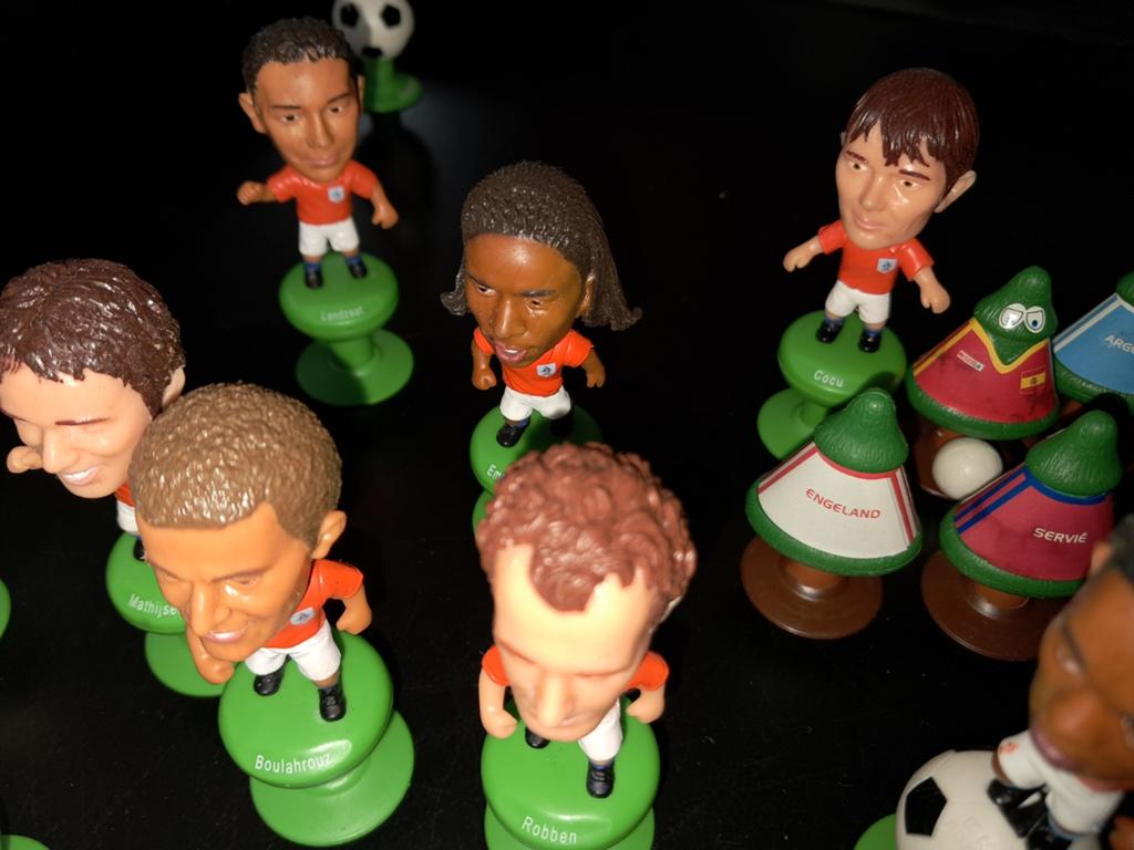 Voetbalspel  NL elftal met magneten 35 stuks., Ophalen of Verzenden, Zo goed als nieuw, Overige typen
