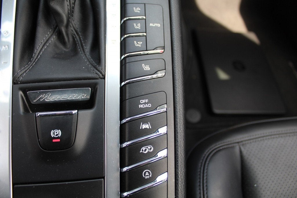 Foto 43 van Porsche MACAN 3.0 GTS Sport Chrono /Leer/ Sportuitlaat/ Trek