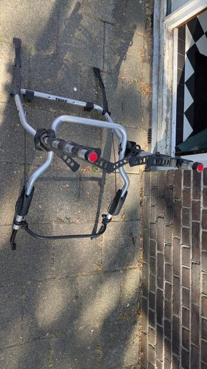 Thule ClipOn fietsendrager voor 3 fietsen op achterklep, Auto diversen, Fietsendragers, 3 fietsen of meer, Elektrische fiets, Zo goed als nieuw