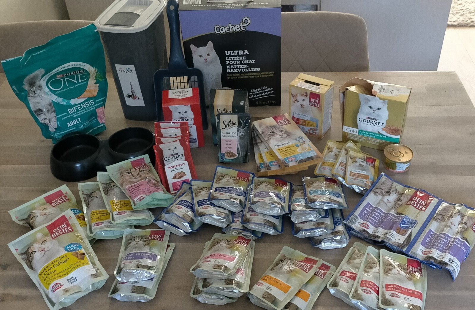 grote hoeveelheid kattenvoer voorraadbak en kattengrind, Ophalen of Verzenden, Kat