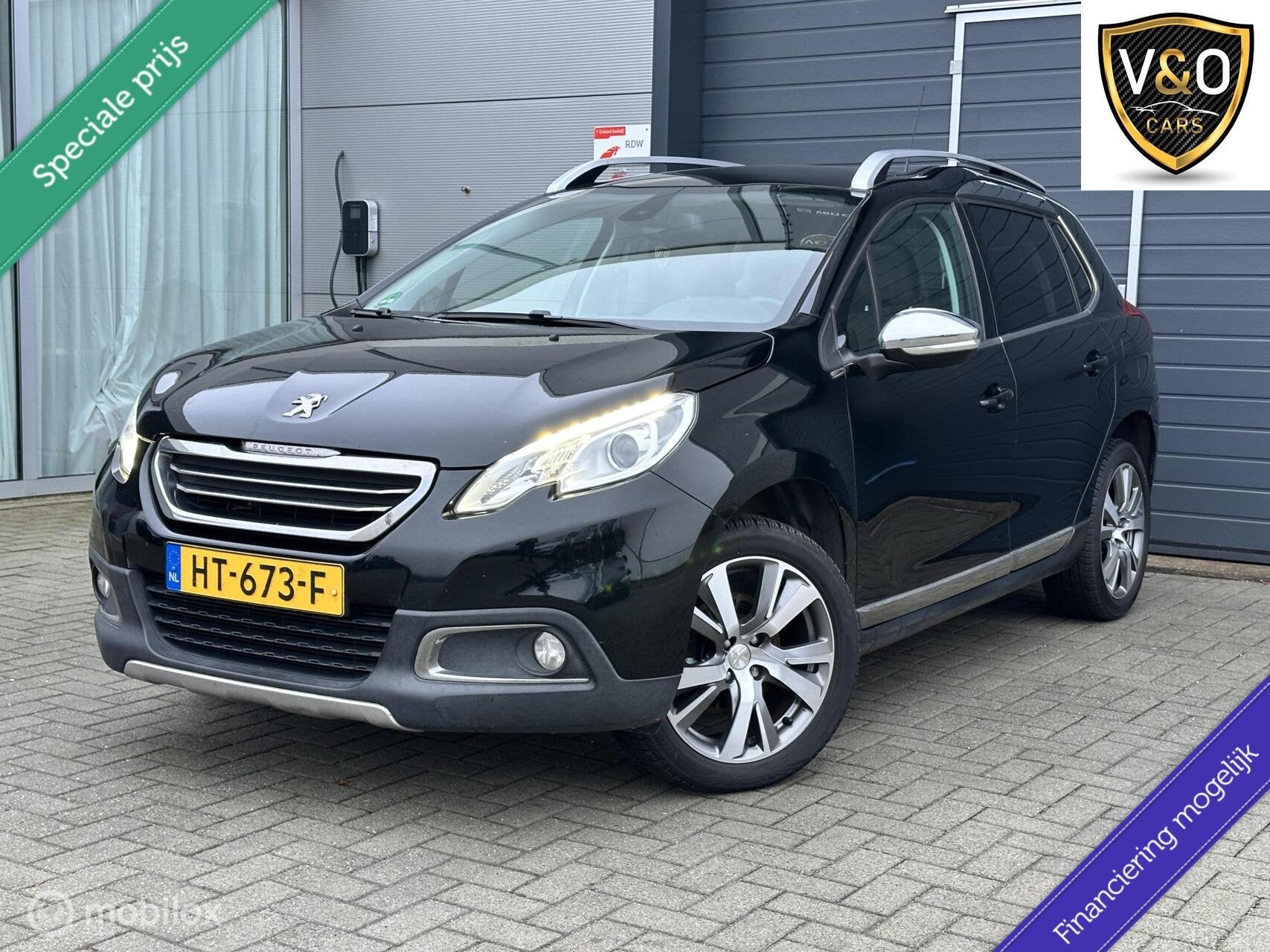 Peugeot 2008 1.2 PureTech Féline, Auto's, Gebruikt, Euro 6, 1270 kg, Leder en Stof