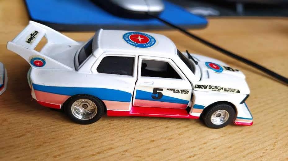 BMW 320i racing, BANDAI, Japan, NIEUWSTAAT!, Hobby en Vrije tijd, Modelauto's | 1:43, Ophalen of Verzenden, Zo goed als nieuw