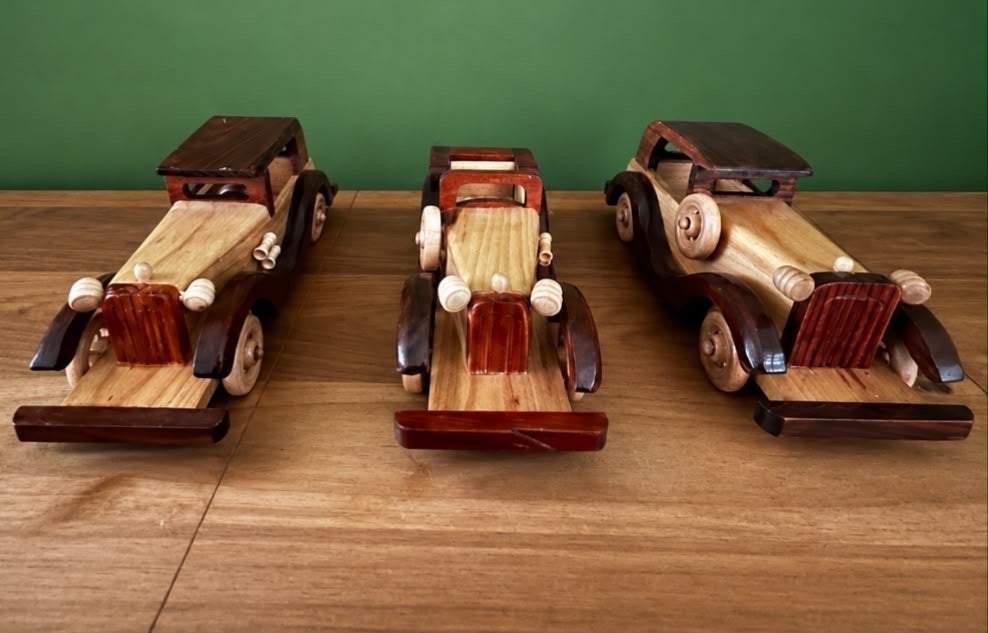 Set van 3  houten oldtimer speelgoedauto's, Ophalen of Verzenden, Zo goed als nieuw, Overige typen