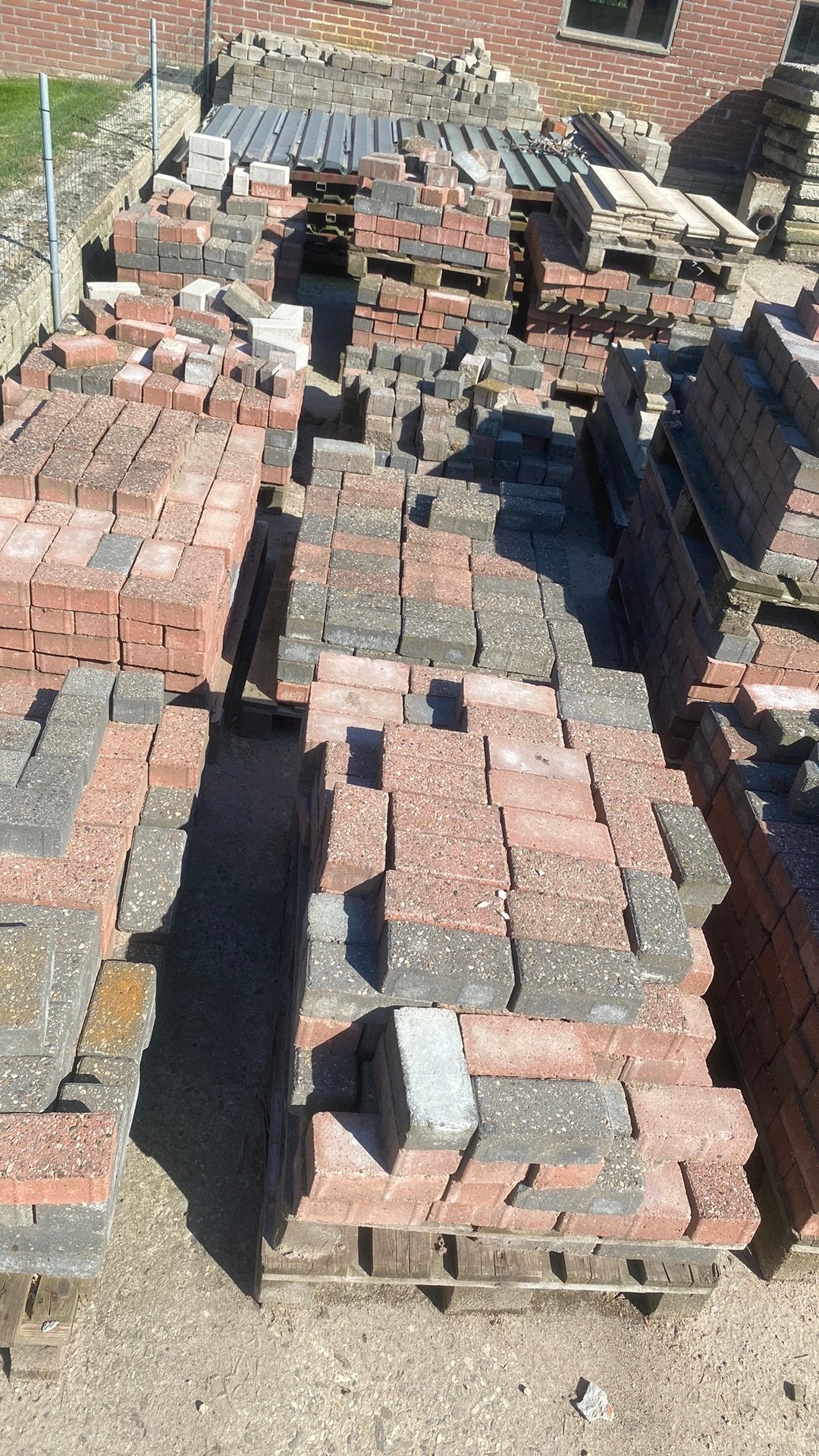 Partij 2e hands klinkers +- 40m2, Ophalen, Gebruikt, Beton, Klinkers