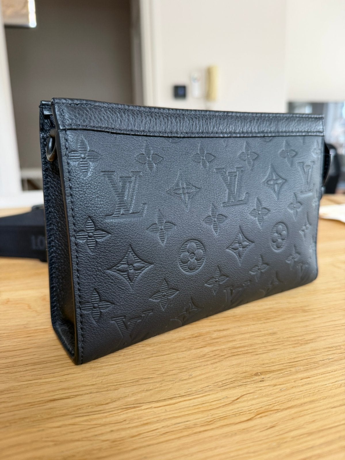 Foto 8 van Louis Vuittion Gaston Wearable Wallet tas