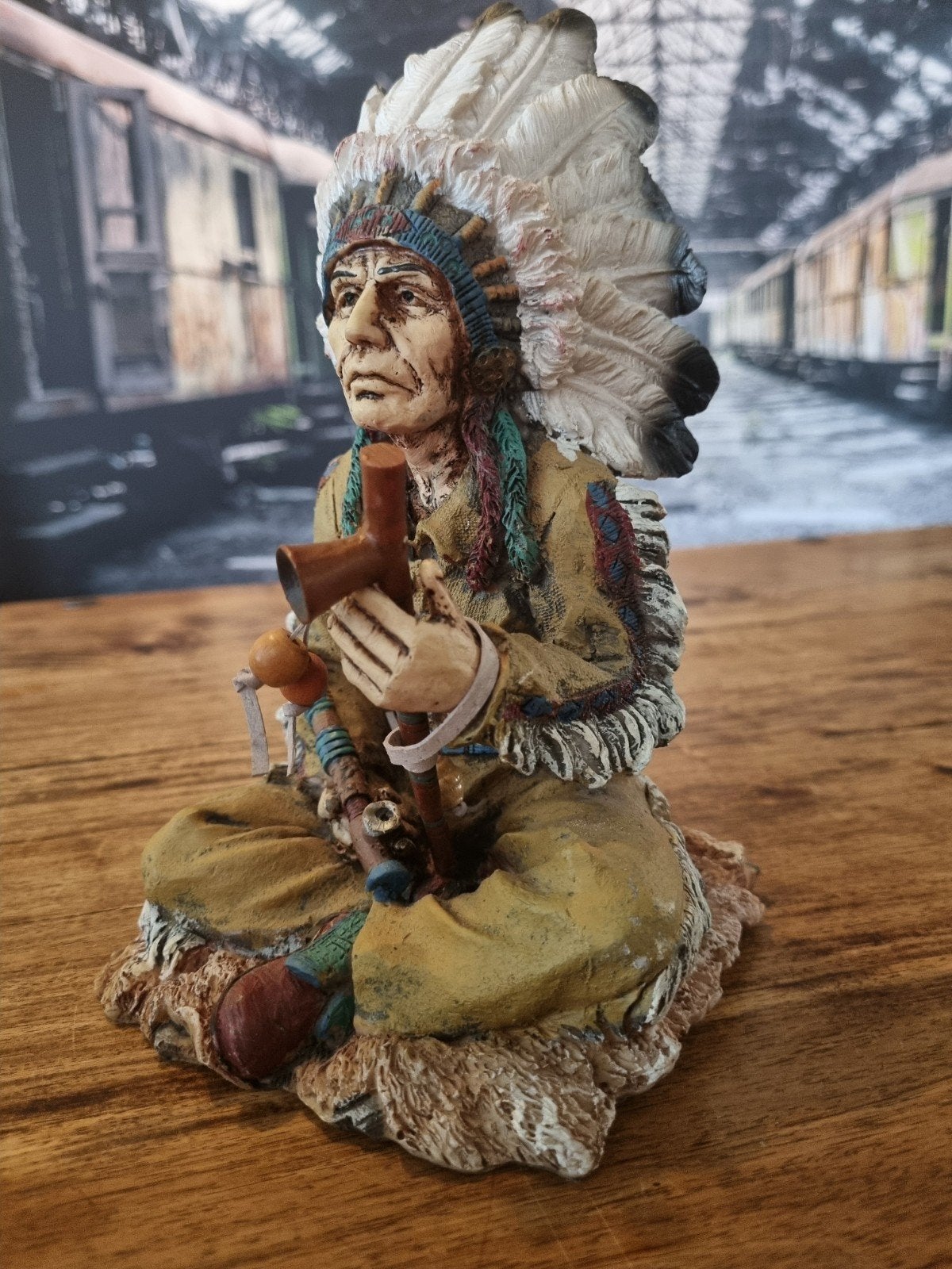Beeld Indianenhoofdman met vredespijp, Minder dan 20 cm, Ophalen of Verzenden, Handgemaakt, Beeld