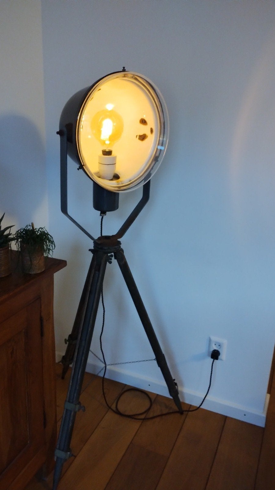 Industriële statief lamp / schijnwerper, Ophalen, Gebruikt, E27 (groot), Glas