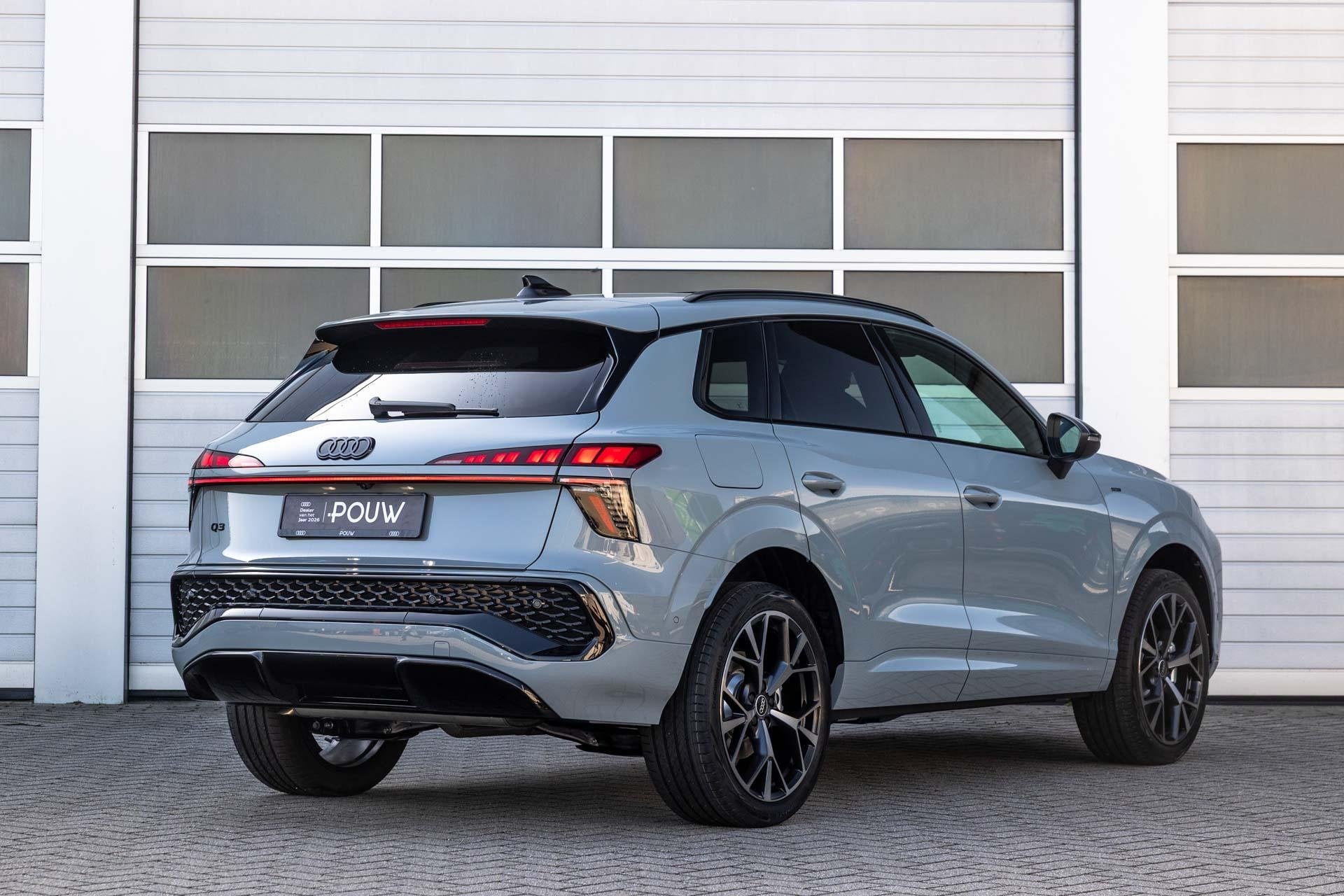 Audi Q3 1.5 e-hybrid 272pk S Edition | Panoramadak | 20" Vel, Auto's, 12 maanden, 1800 kg, 4 cilinders, 150 min