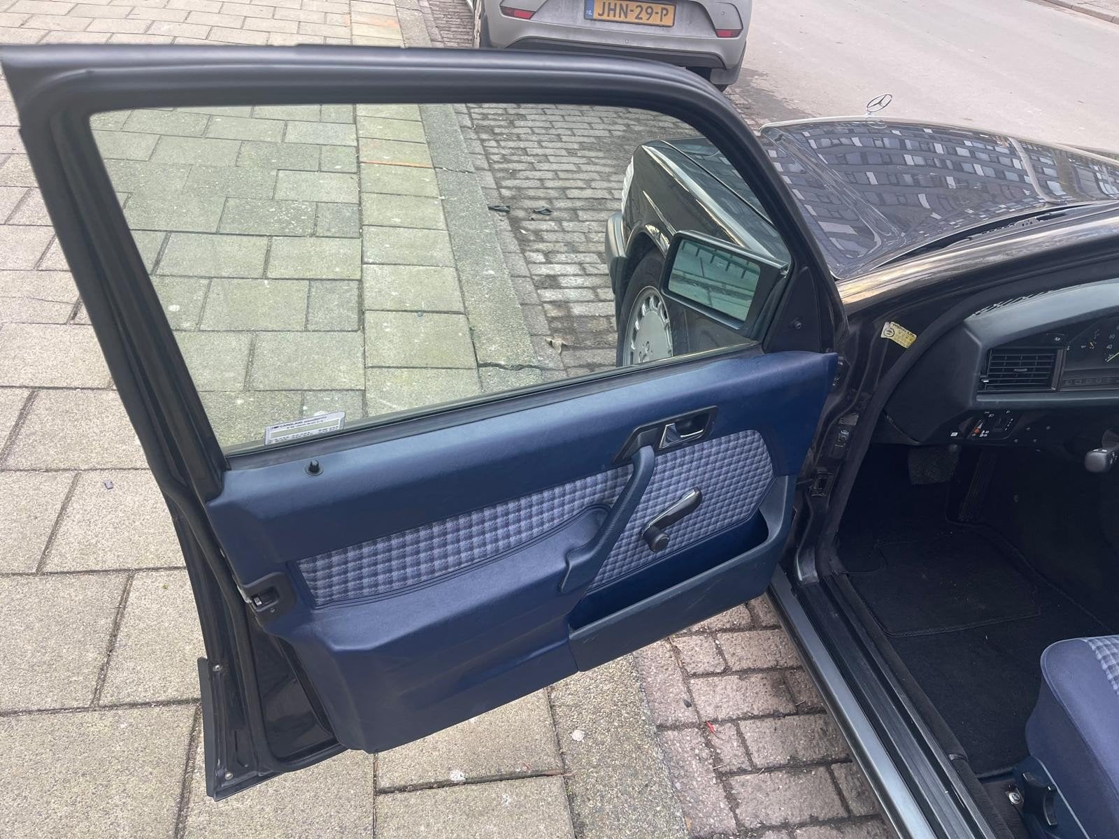 Mercedes-Benz 190-Serie 1.8 E AUT U9 1992 Zwart, foto 11
