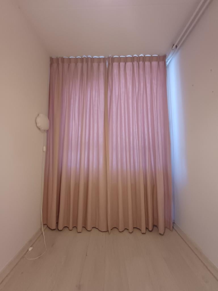 Roze gordijnen kinderkamer, Ophalen, Zo goed als nieuw, 200 cm of meer, 200 cm of meer
