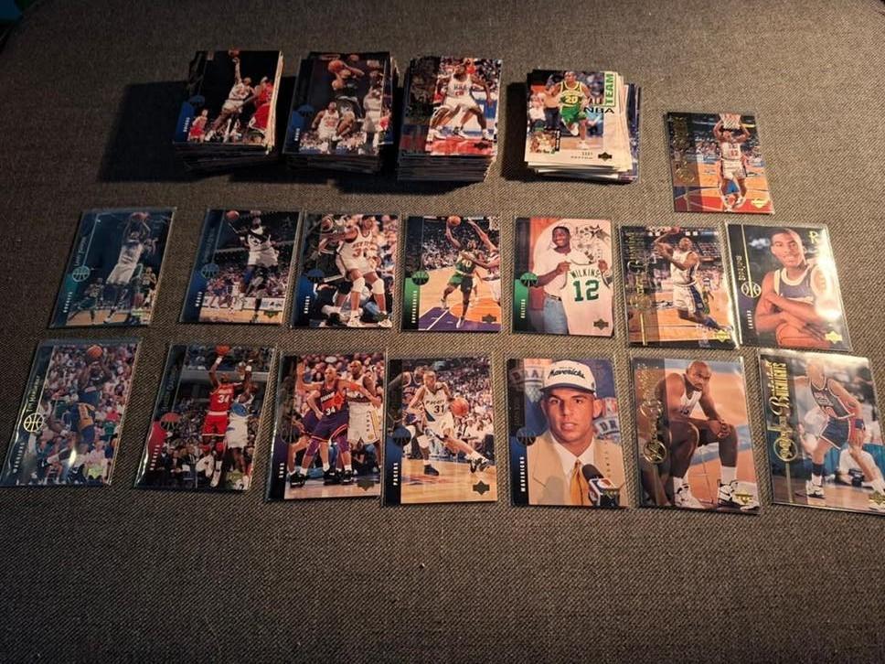 223 Upper Deck 95 -96 NBA basketbal kaarten, Ophalen of Verzenden, Zo goed als nieuw, Meerdere plaatjes
