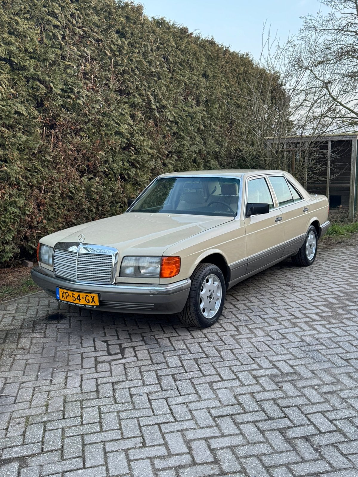 Mercedes-Benz S-Klasse 2.6 260 SE 1987 Beige, Auto's, Achterwielaandrijving, 2599 cc, Beige, Handgeschakeld