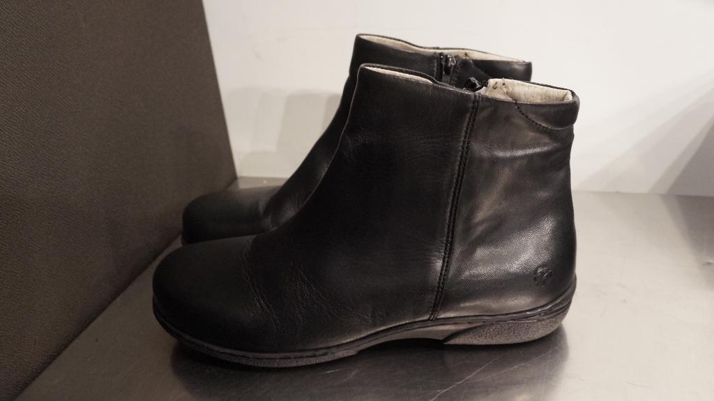 Nieuw! JJ Footwear Masgat enkellaarzen | maat 42 G, Kleding | Dames, Schoenen, Zwart, Lage of Enkellaarzen, Nieuw, JJfootwear