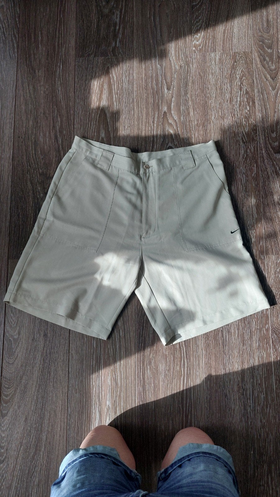 Nike Golf Shorts - Beige - Maat 38, Kleding | Heren, Sportkleding, Zo goed als nieuw, Algemeen, Maat 46 (S) of kleiner, Beige