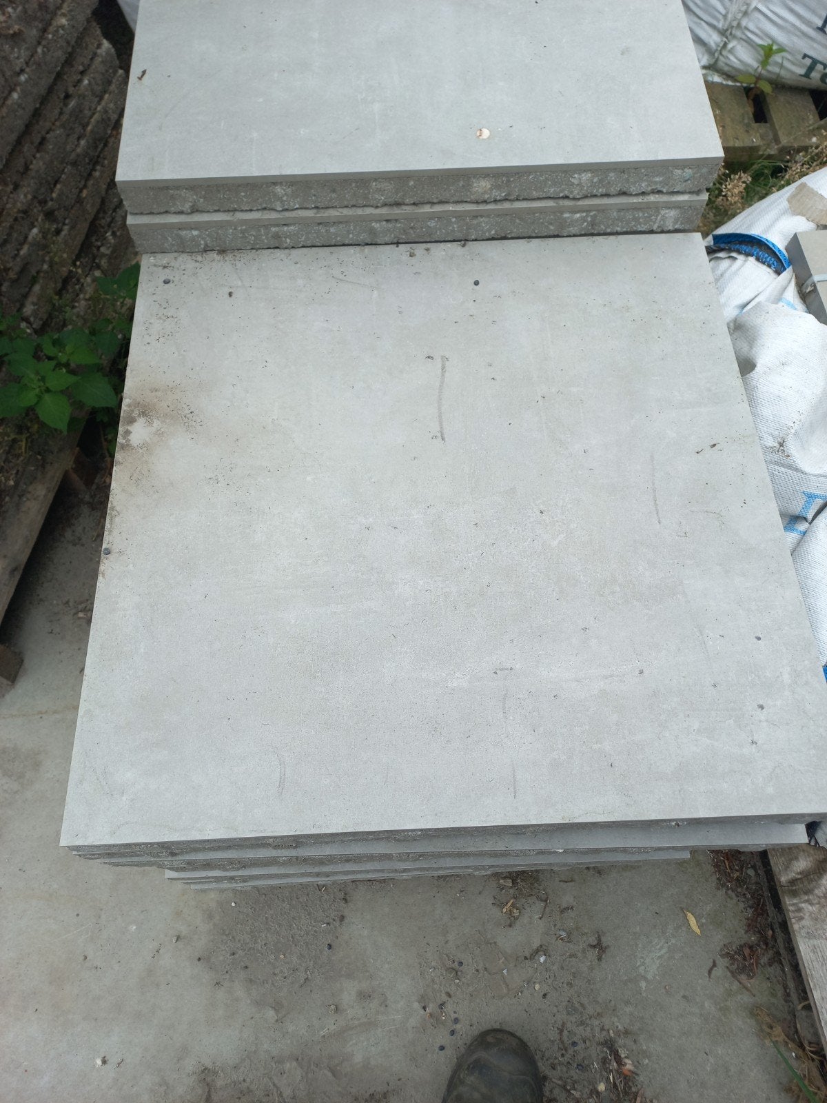 8,5 m2 keramische terras tegels grijs 60x60x4 nieuw, Ophalen, Keramiek, Nieuw, 5 tot 10 m²