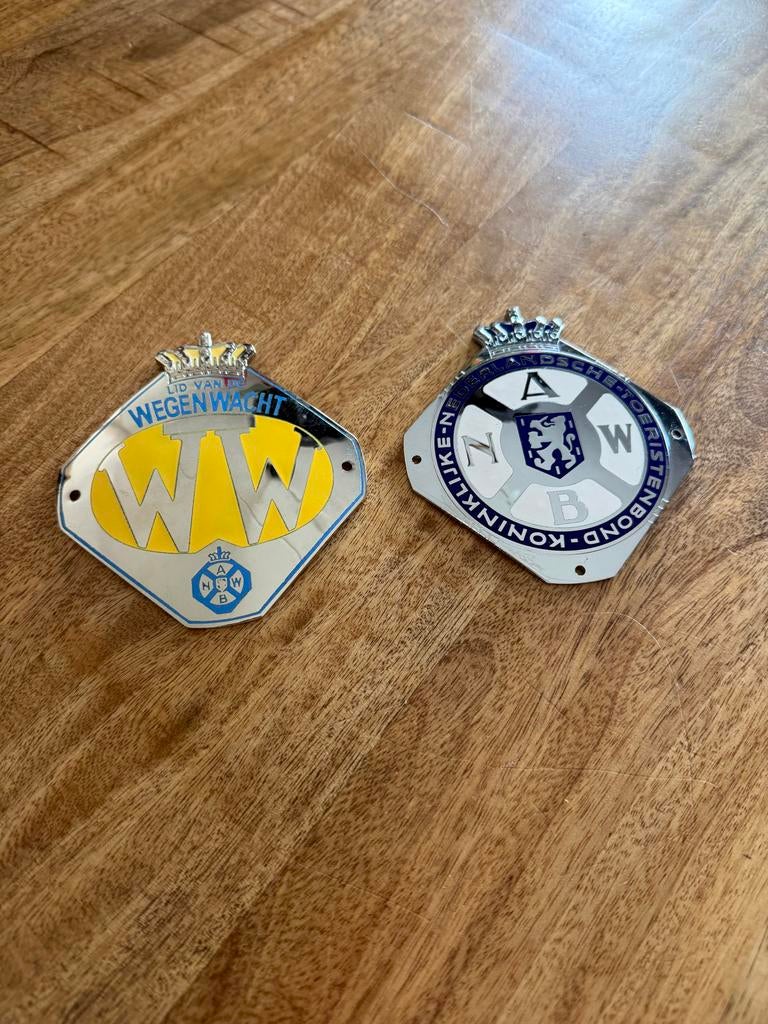ANWB en Wegenwacht emblemen - set van 2, Ophalen of Verzenden, Zo goed als nieuw