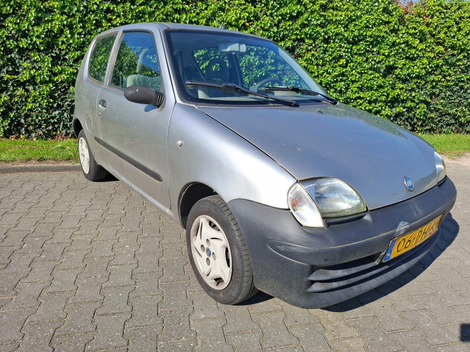 Fiat Seicento 1.1 2004 Grijs Handgeschakeld EXPORT of HANDEL, Voorwielaandrijving, Stof, 4 stoelen, Origineel Nederlands