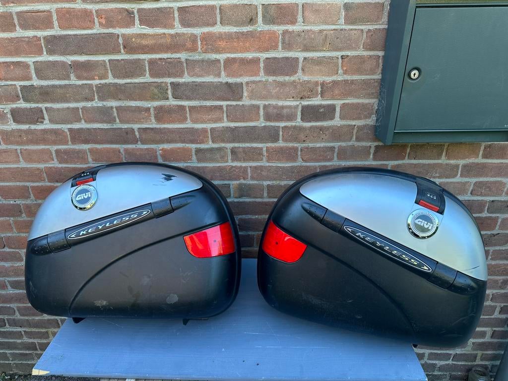 Givi zij kofferrek V-strom 650 bj 2012 t/m 2016, Ophalen of Verzenden, Zo goed als nieuw