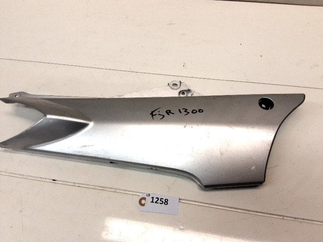 FJR1300 2001 - 2002 Yamaha Kuipdeel Kuipdeel kont D1-56213