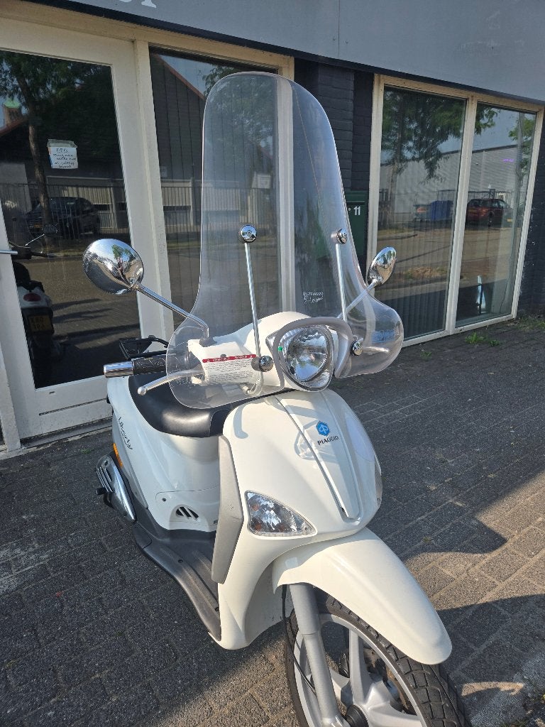 Piaggo C42 scooter - 2015 - 23160 km., Ophalen, Maximaal 45 km/u, 49 cc, Zo goed als nieuw