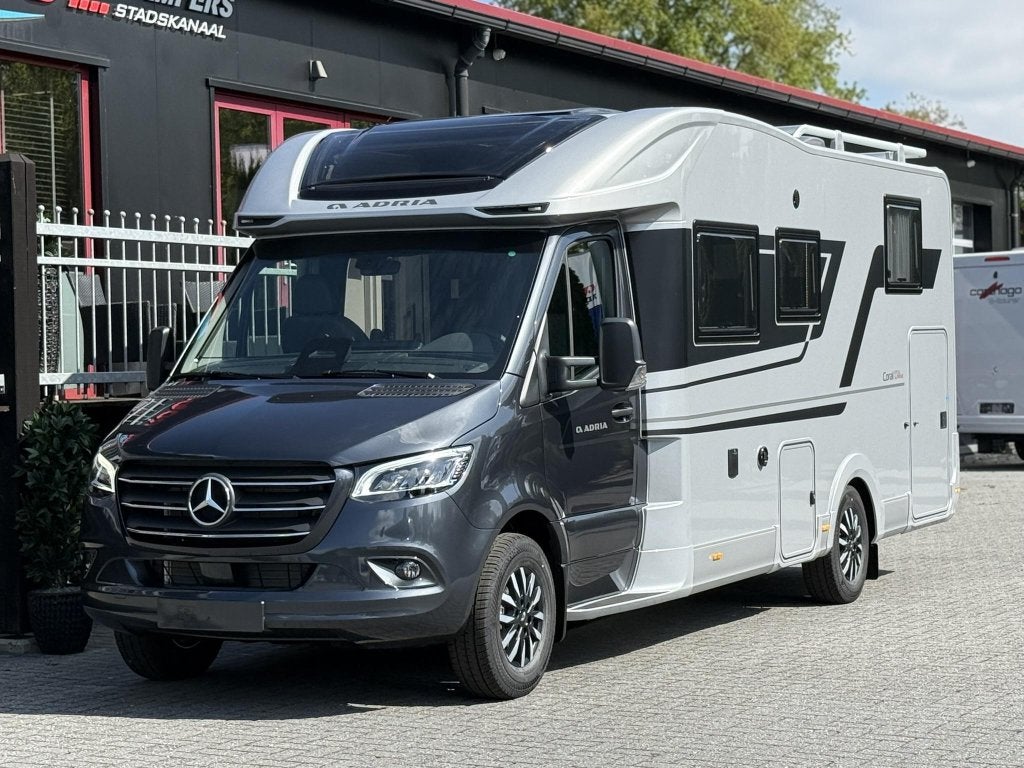 Foto 10 van - Adria Coral Supreme 670 SL - Mercedes camper -