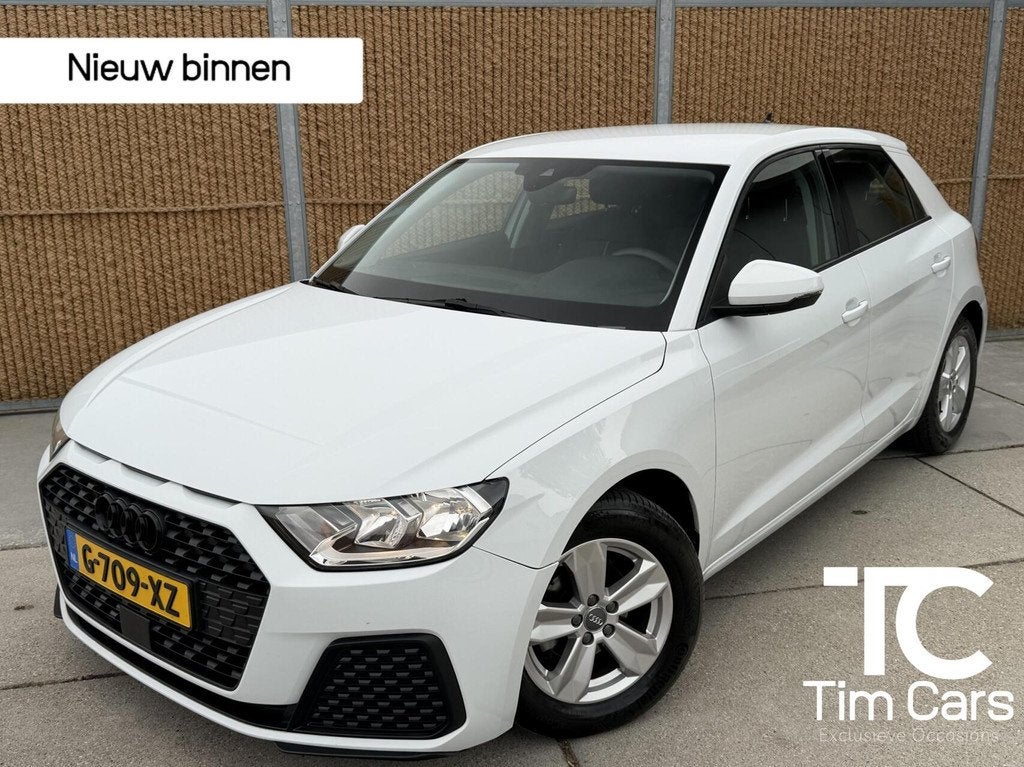 Audi A1 Sportback 25 TFSI Zwart Optiek | Apple CarPlay/Andro, Auto's, Audi, Bedrijf, Te koop, A1, ABS, Airbags, Airconditioning