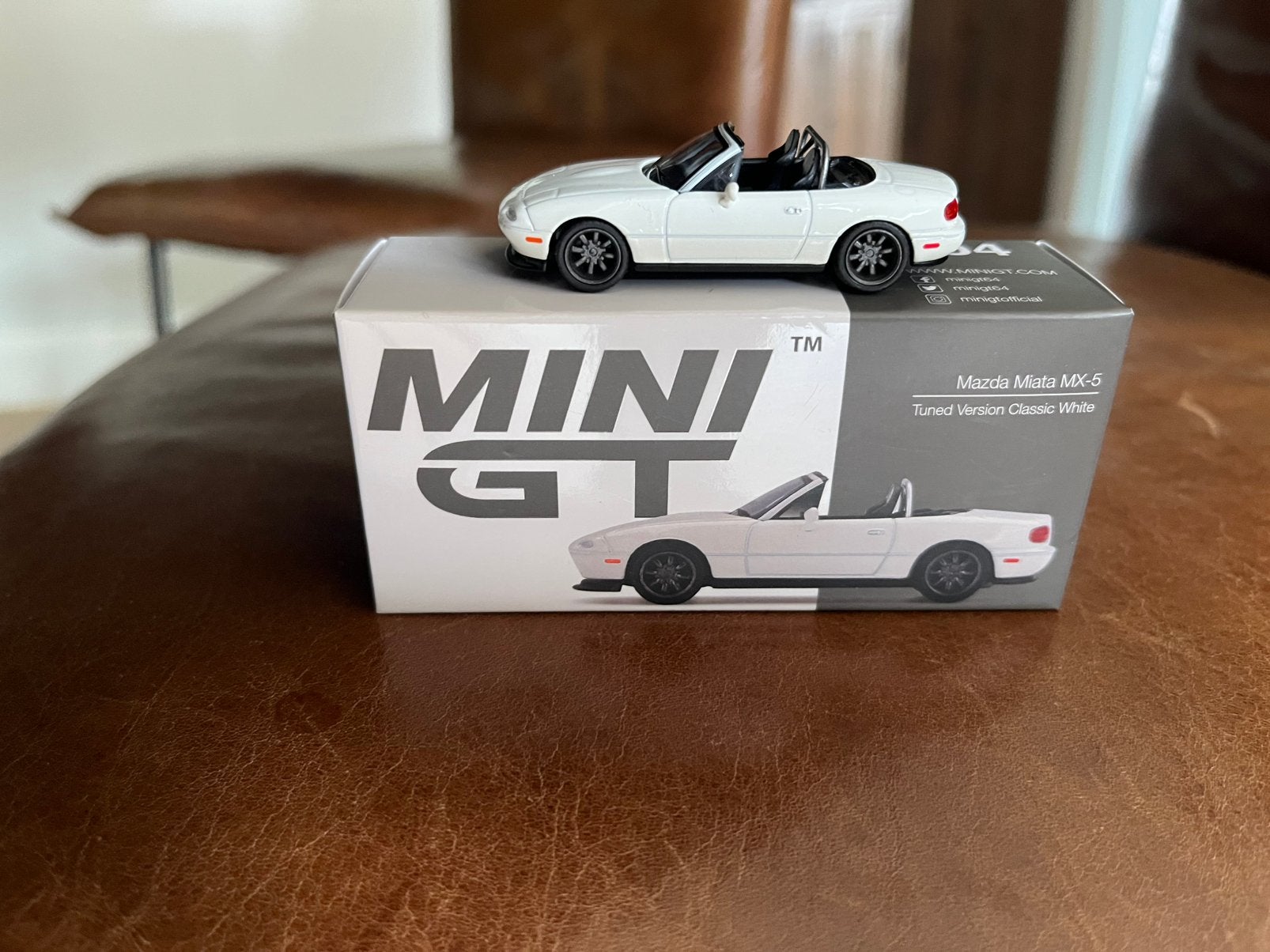 Mini GT Mazda MX-5 1/64 wit, Ophalen of Verzenden, Zo goed als nieuw, Auto
