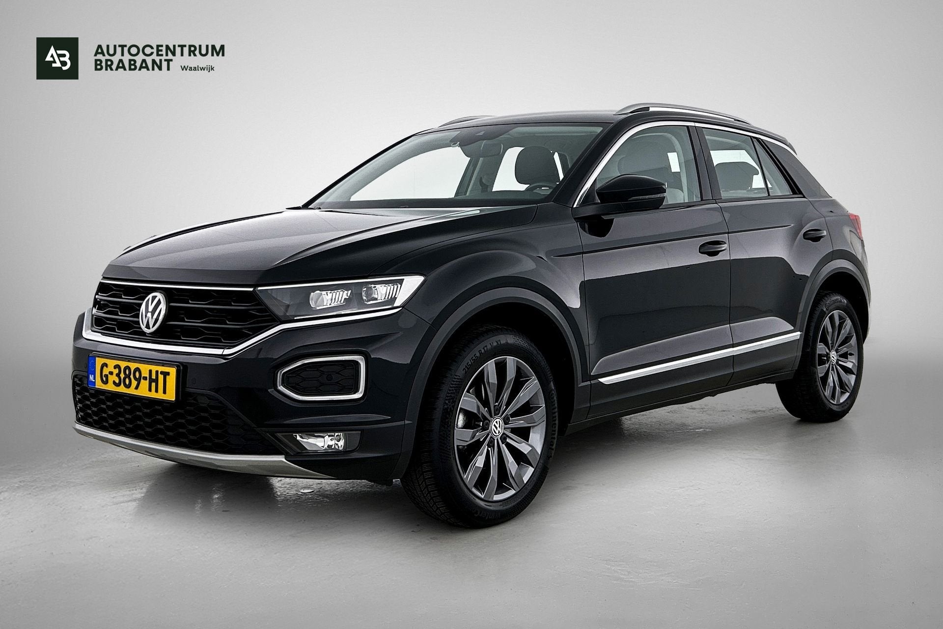 Volkswagen T-Roc 1.5 TSI Sport(NL-auto, Goed OnderH, Carplay, Auto's, Volkswagen, 4 cilinders, 150 pk, Zwart, Origineel Nederlands
