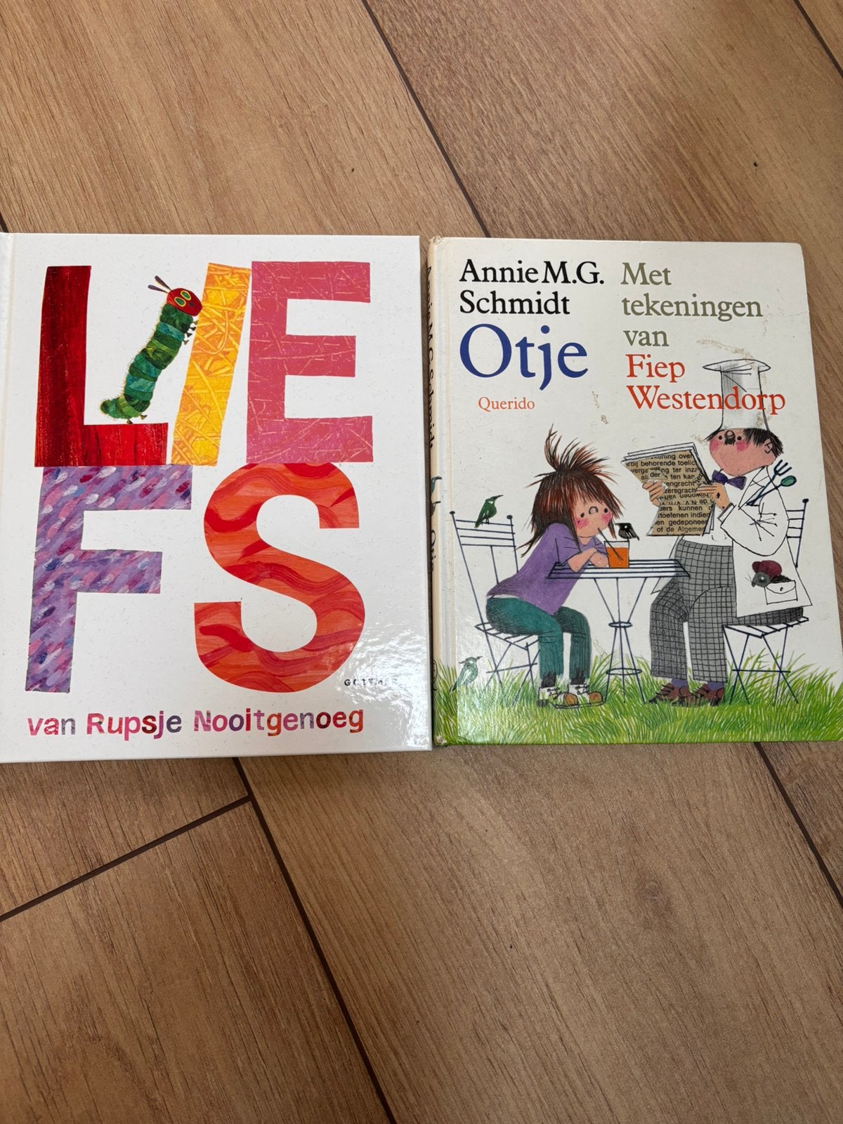 van rupsje nooitgenoeg eric carle en otje, Ophalen of Verzenden, Zo goed als nieuw, Fictie algemeen