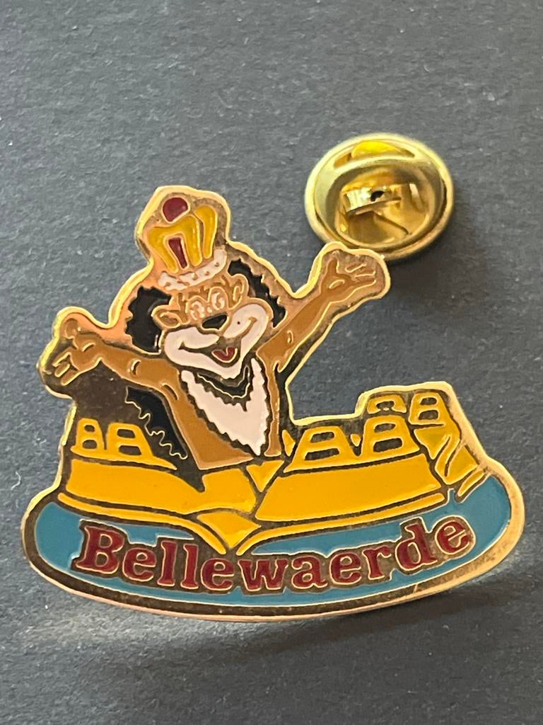 Bellewaerde Pin Leeuw Koning Attractiepark pretpark, Verzamelen, Speldjes, Pins en Buttons, Ophalen of Verzenden, Zo goed als nieuw