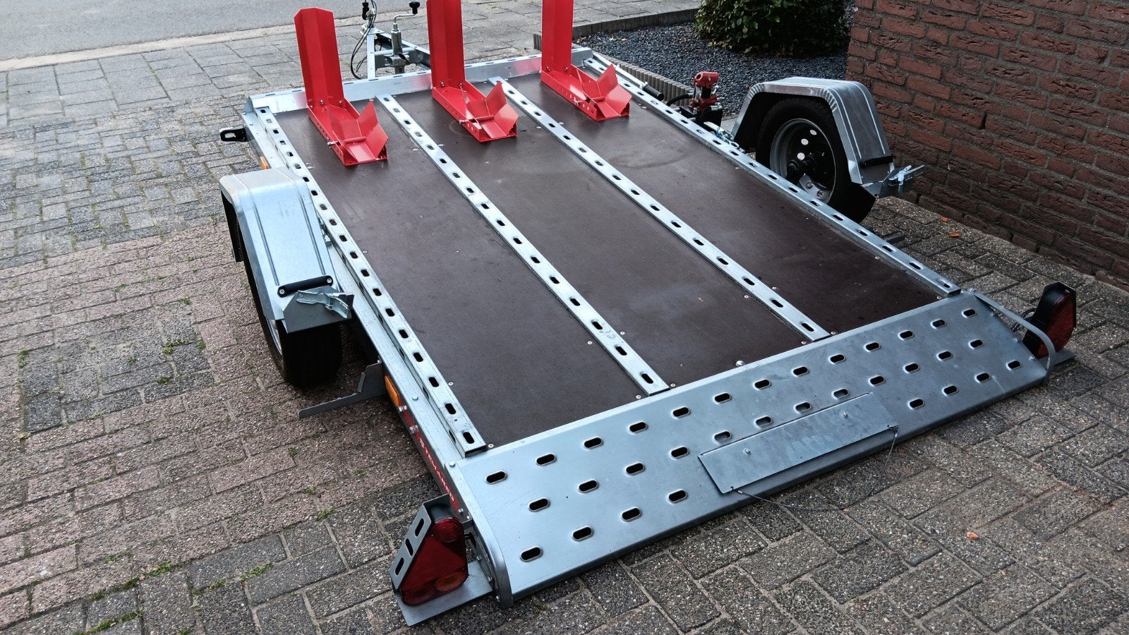 Temared hydraulisch afzinkbare motortrailer nieuwstaat COC, Auto diversen, Ophalen